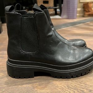 H & M Chelsea boot